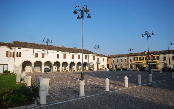 Tabarrata di Lanterne Al Crepuscolo 2026